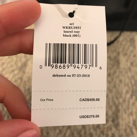 KATE SPADE!! - Picture 4 of 4